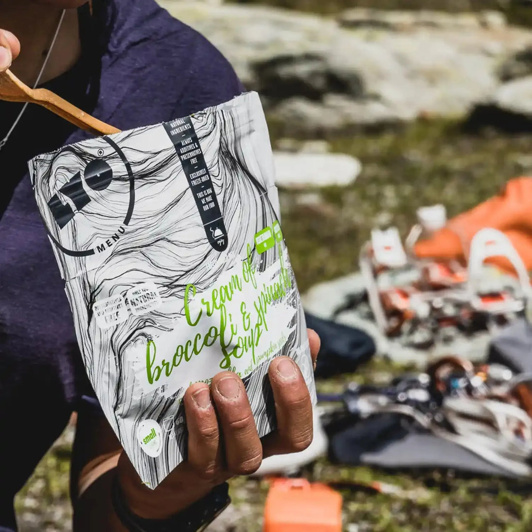 LYOFOOD Creamy Broccoli & Spinach Soup – Glutenfri kremet grønnsakssuppe for tur - Game-On.no