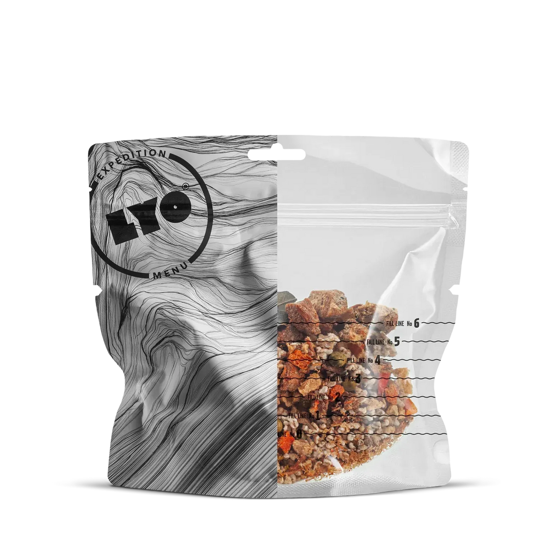 LYOFOOD Svinegryte – Kraftig turmiddag med grønnsaker og bønner - Game-On.no