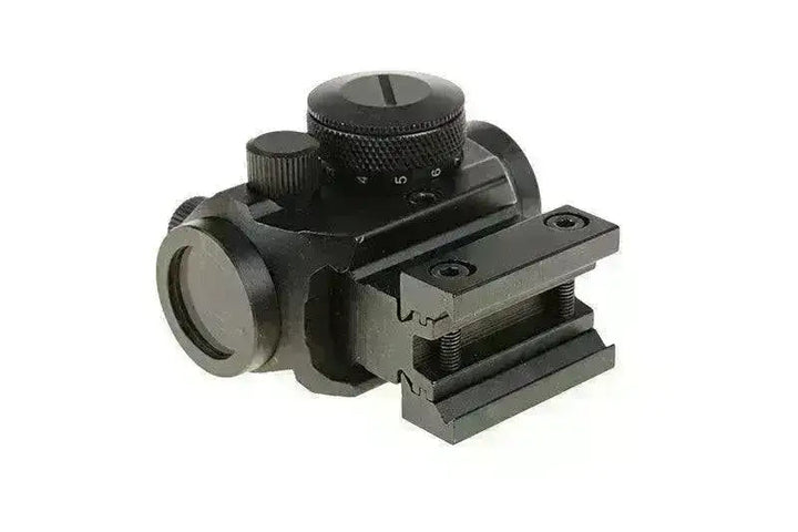 THETA - Compact II Rødpunktsikte - Game-On.no