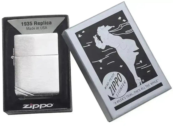 Zippo Lighter - 1935 Replica i Børstet Stål - Game-On.no