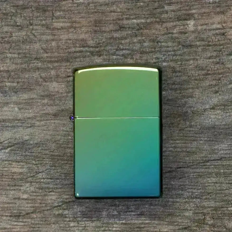 Zippo Lighter - Klassisk Høypolert Teal - Game-On.no